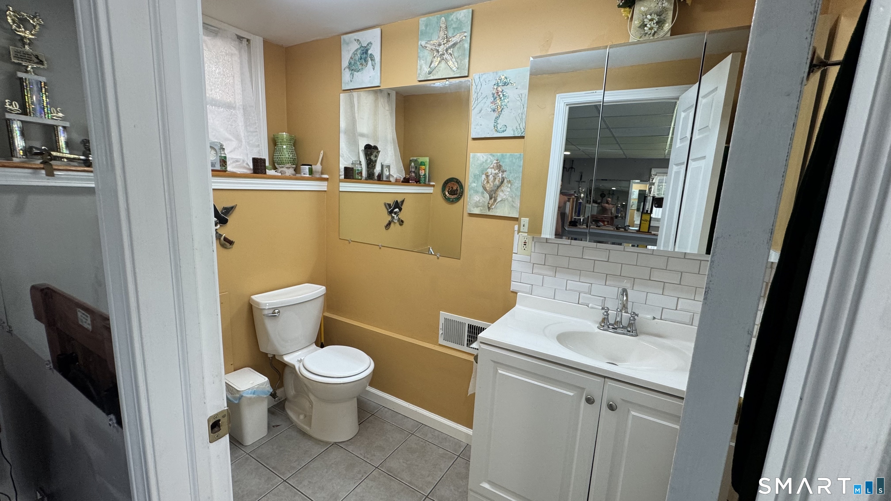 66 E Street Derby CT 06418