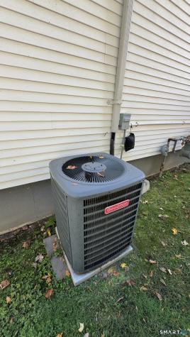 66 E Street Derby CT 06418