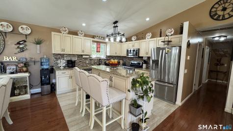 66 E Street Derby CT 06418