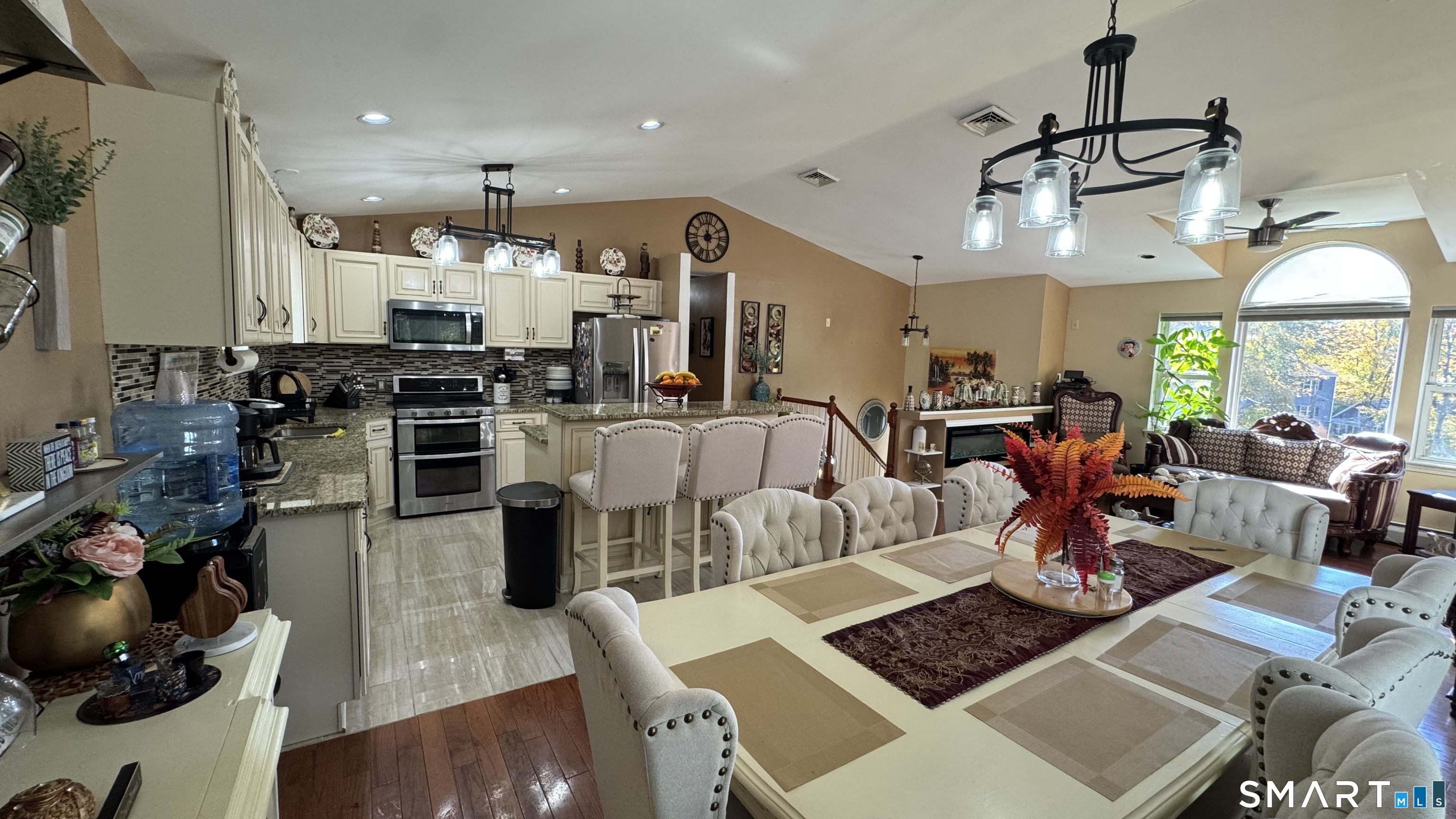66 E Street Derby CT 06418