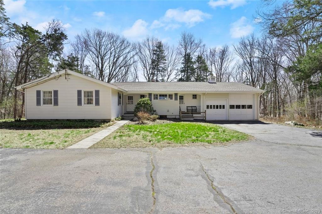 17 Wyldewood Road Easton CT 06612