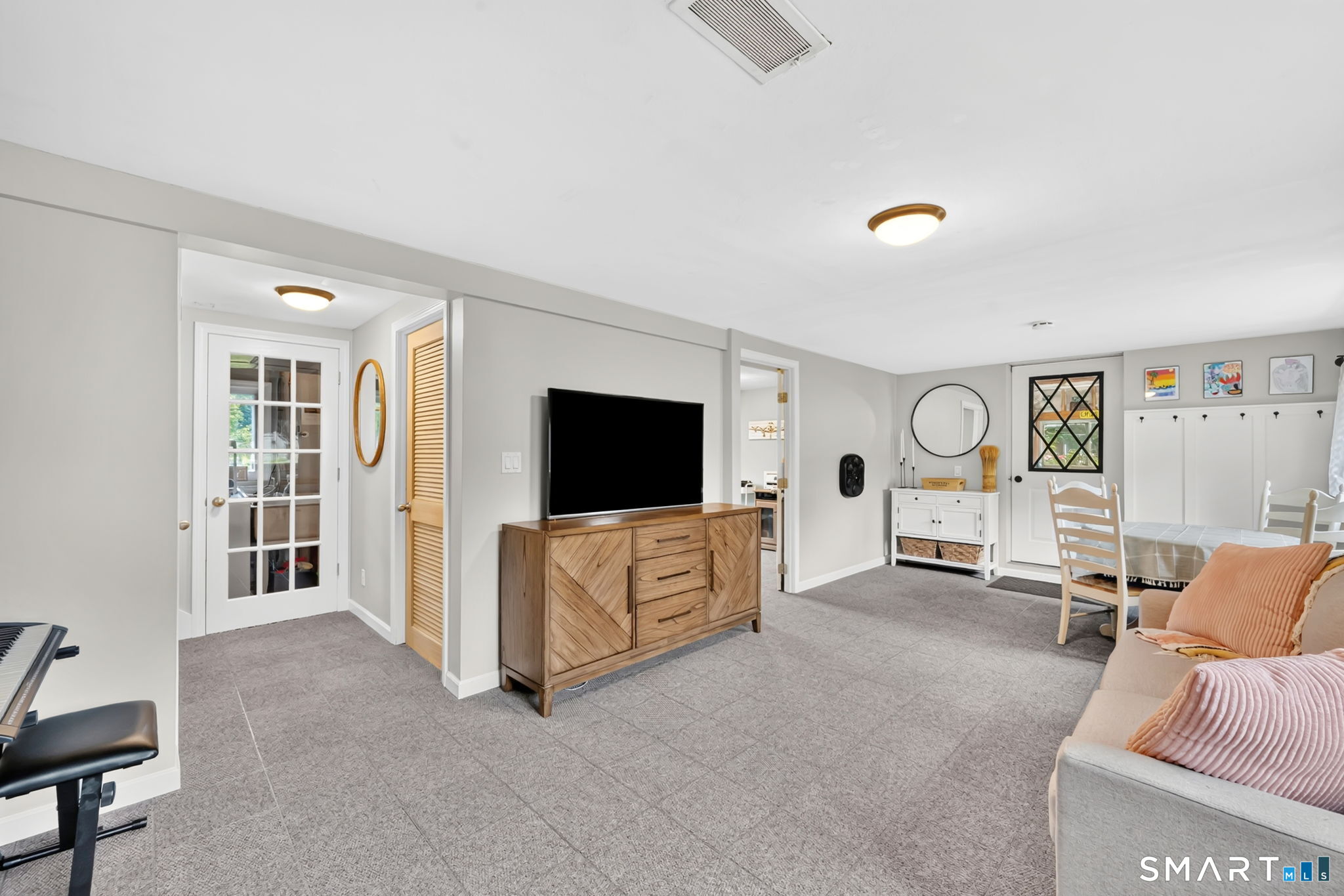 75 Lewis Drive South Windsor CT 06074