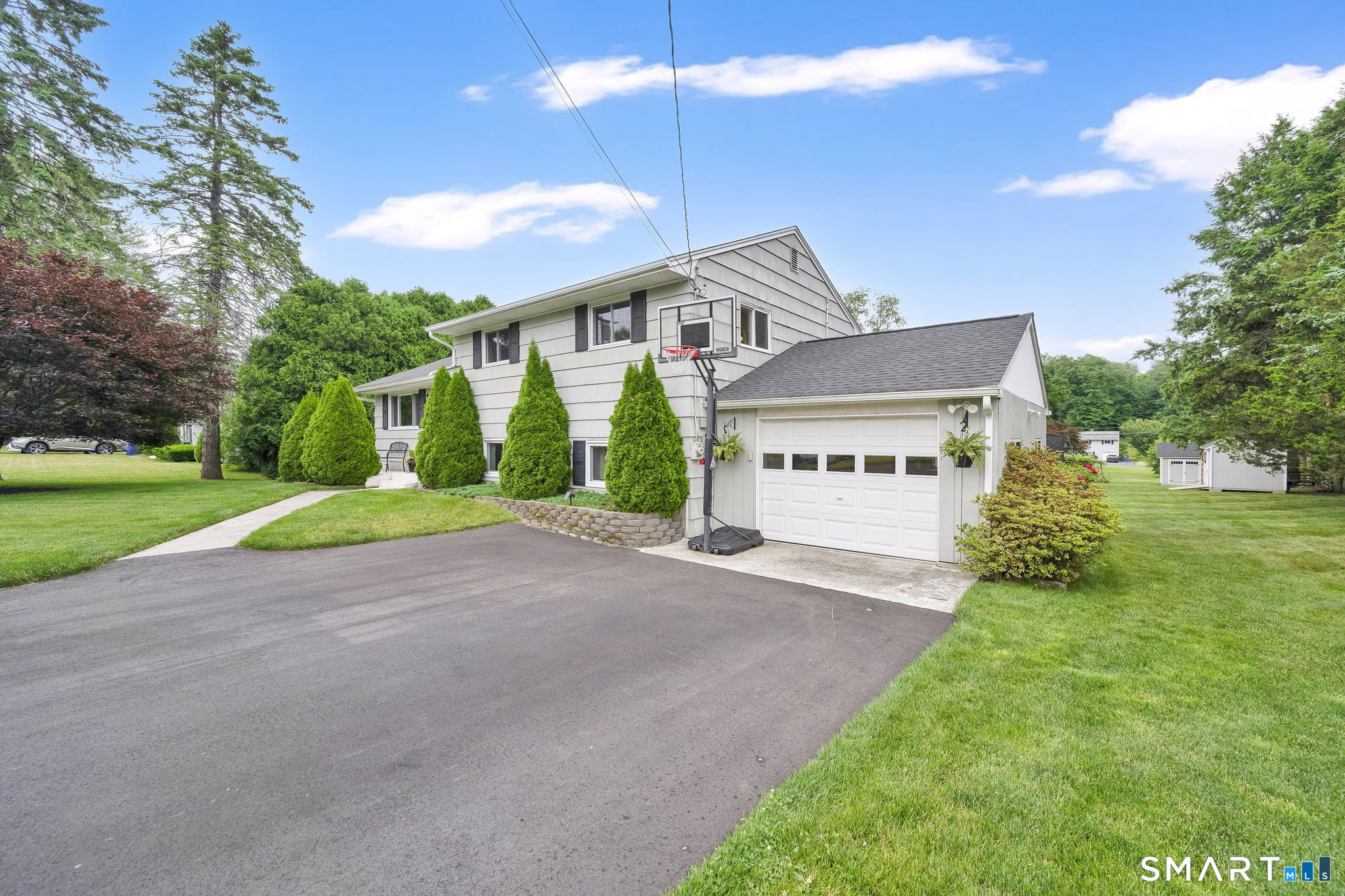 75 Lewis Drive South Windsor CT 06074