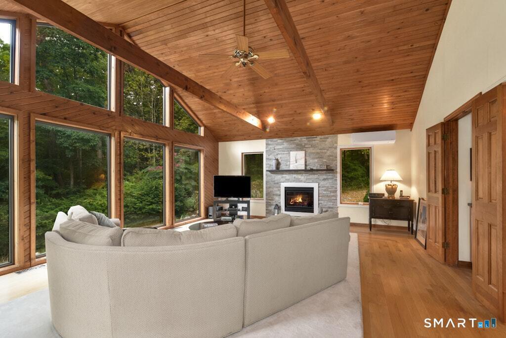 63 Lounsbury Road Ridgefield CT 06877
