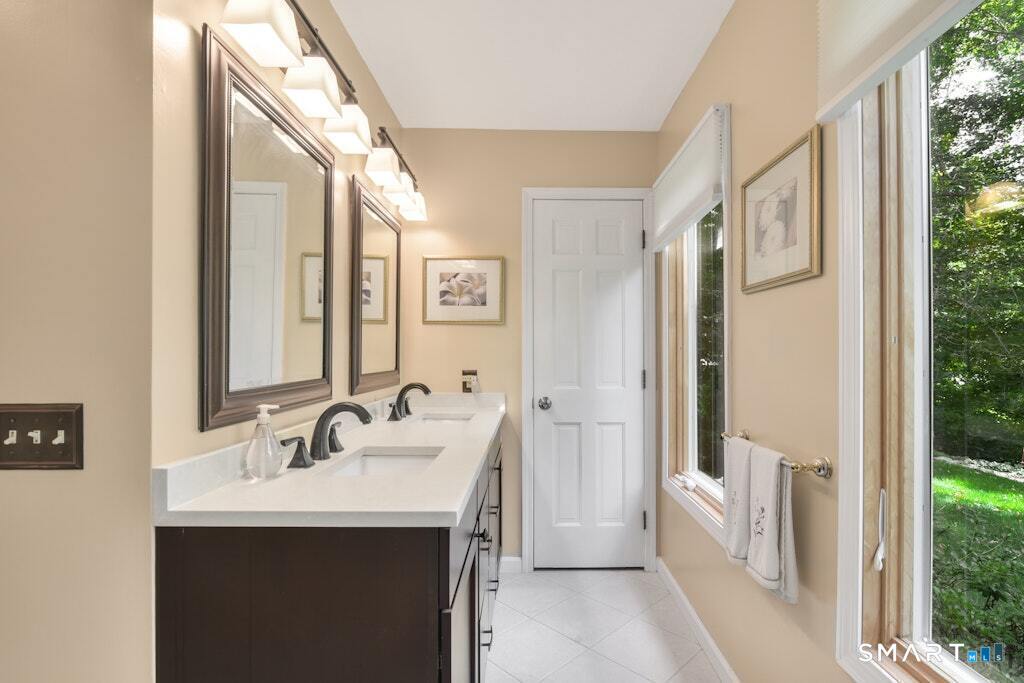 63 Lounsbury Road Ridgefield CT 06877