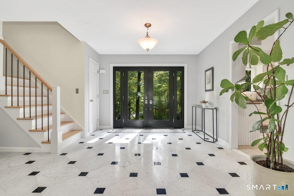 63 Lounsbury Road Ridgefield CT 06877