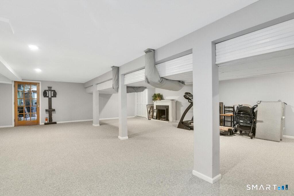 63 Lounsbury Road Ridgefield CT 06877