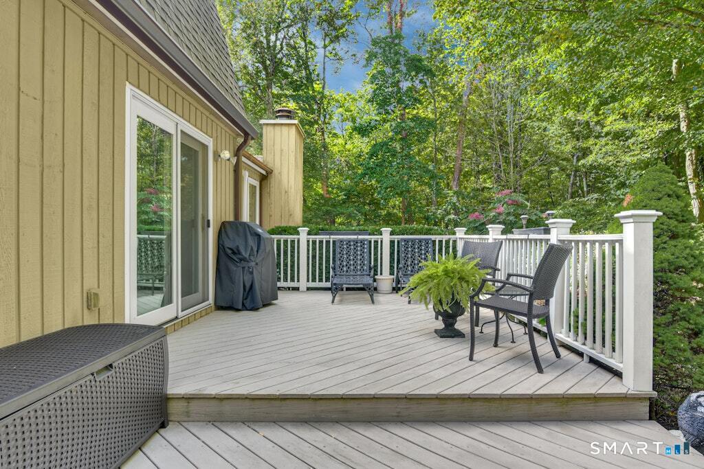 63 Lounsbury Road Ridgefield CT 06877