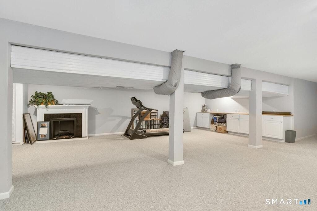 63 Lounsbury Road Ridgefield CT 06877