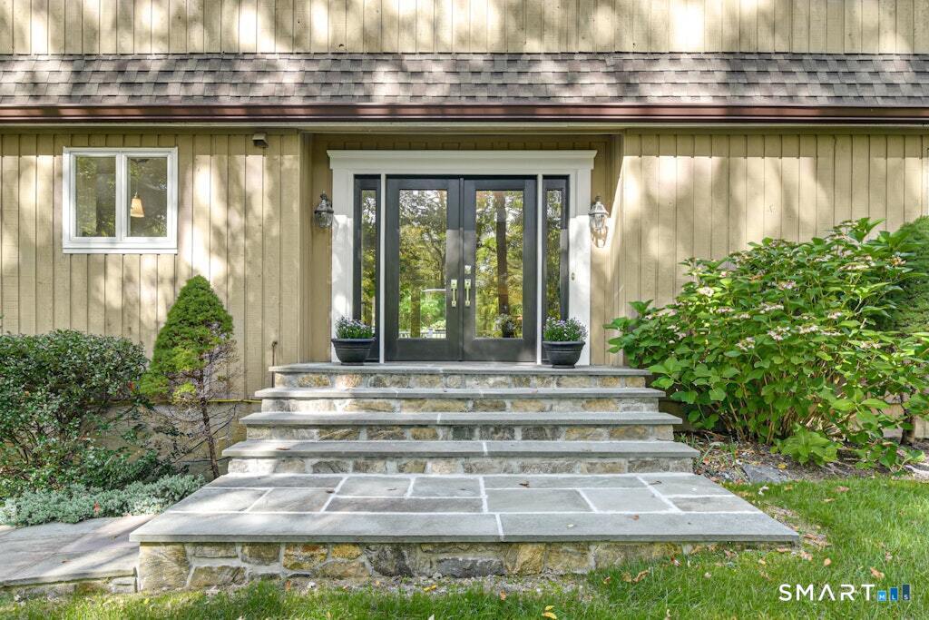 63 Lounsbury Road Ridgefield CT 06877