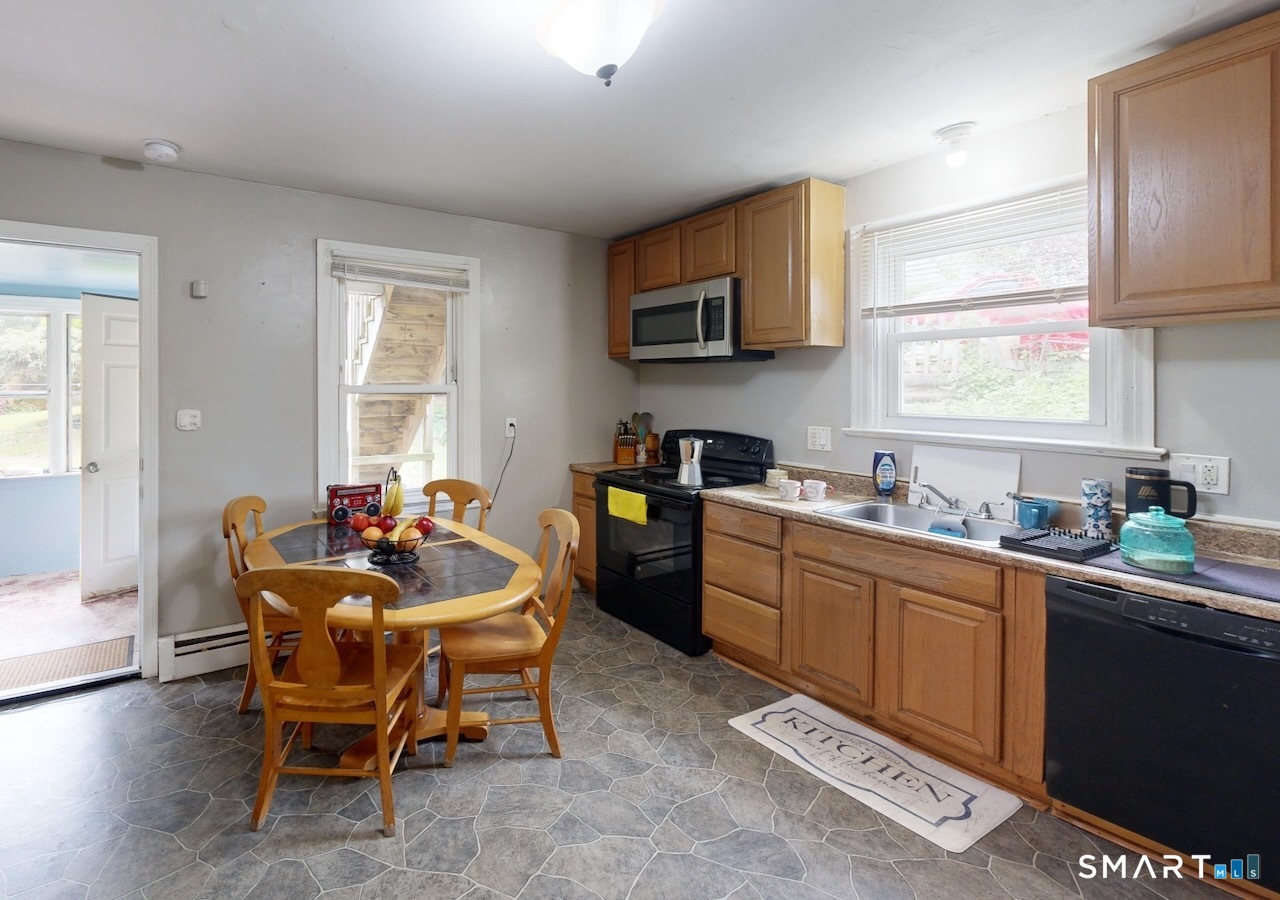 52 Andrews Street Meriden CT 06451