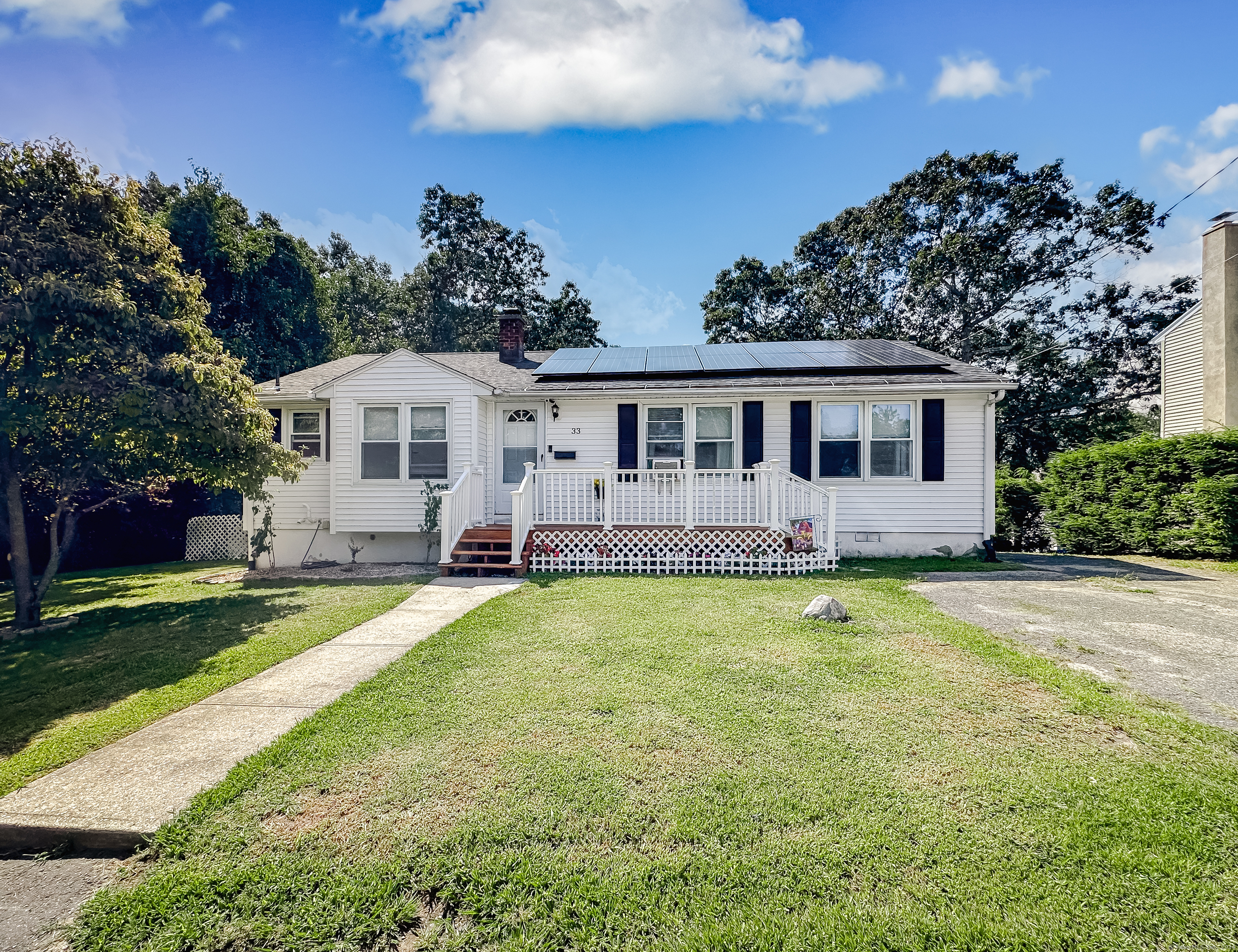 33 Pleasant View Avenue Waterbury CT 06705