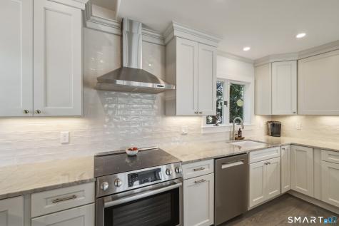 31 Sols Point Road Clinton CT 06413