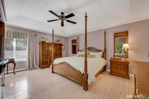 154 Suncrest Court Torrington CT 06790