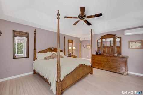 154 Suncrest Court Torrington CT 06790