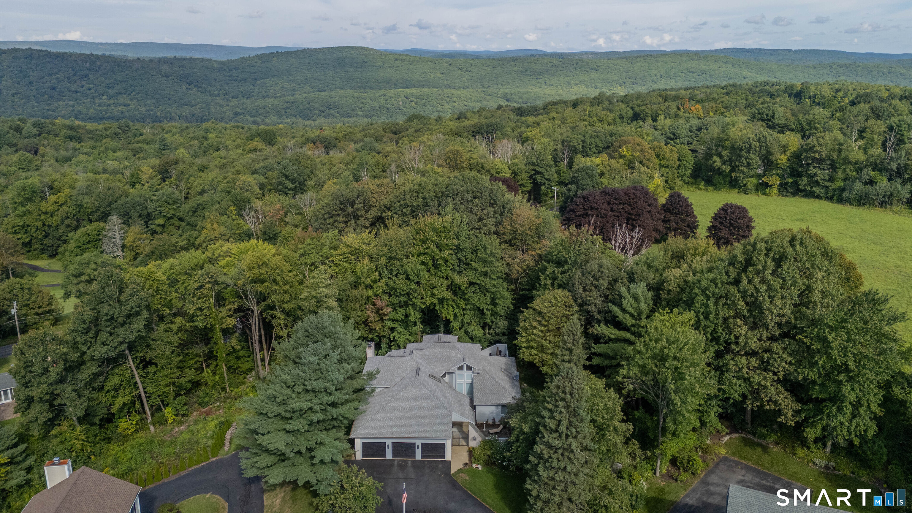154 Suncrest Court Torrington CT 06790