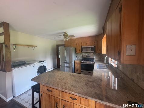 65 Barnum Road Danbury CT 06811