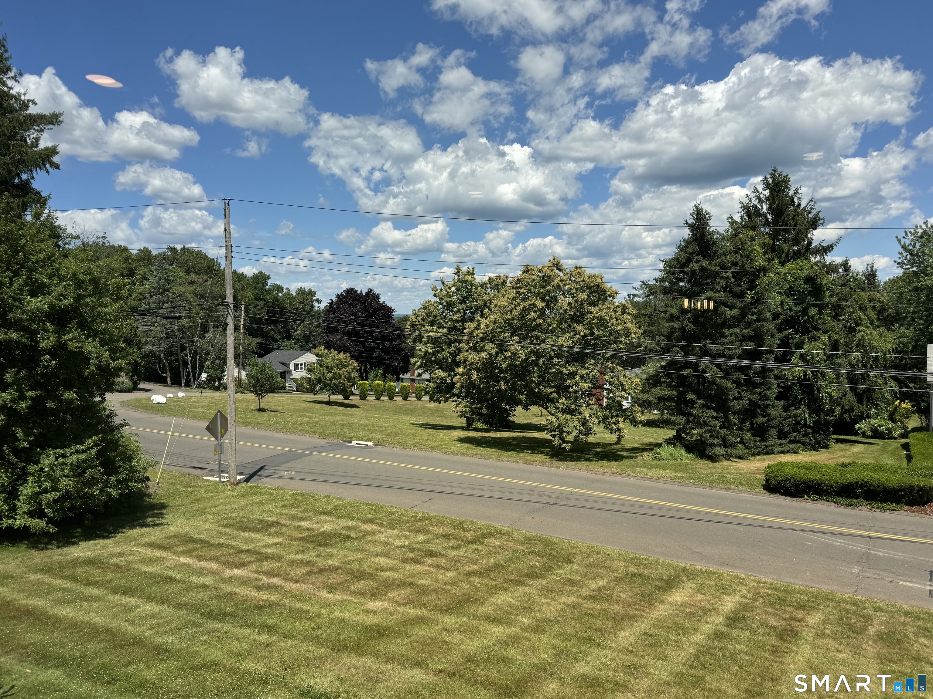 210 Cloudland Road North Haven CT 06473