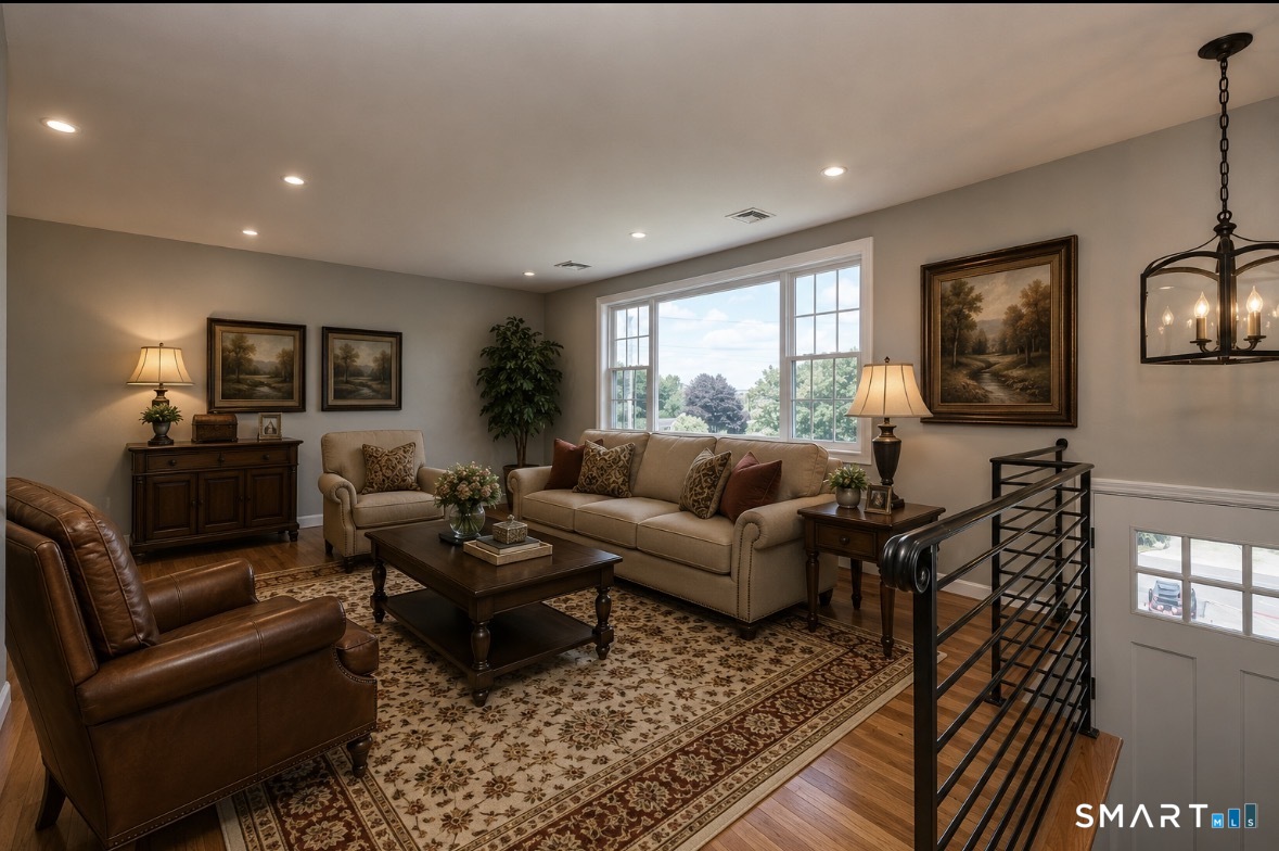 210 Cloudland Road North Haven CT 06473
