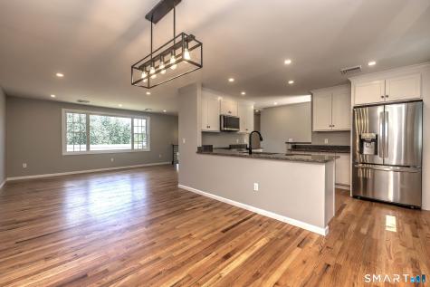 210 Cloudland Road North Haven CT 06473