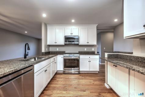 210 Cloudland Road North Haven CT 06473