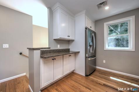210 Cloudland Road North Haven CT 06473
