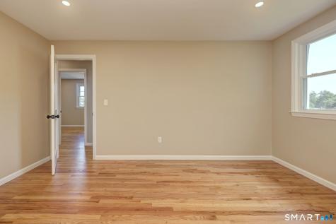 210 Cloudland Road North Haven CT 06473