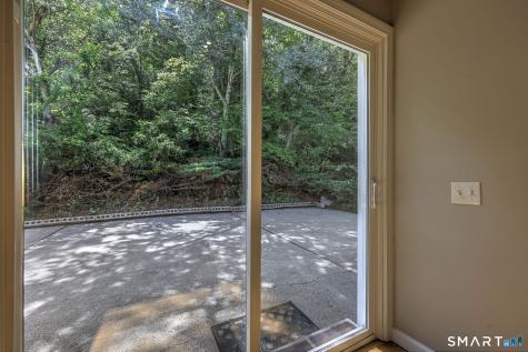 210 Cloudland Road North Haven CT 06473