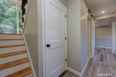 210 Cloudland Road North Haven CT 06473