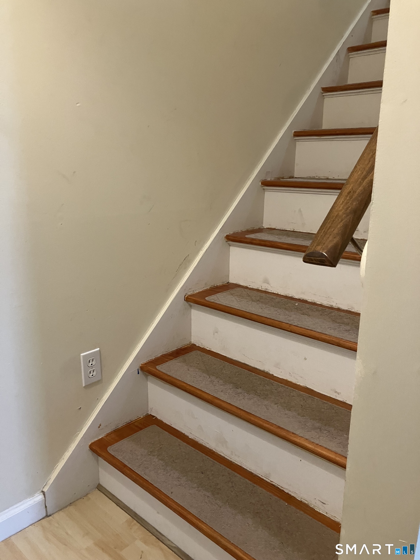 93 Thomas Street Hamden CT 06514