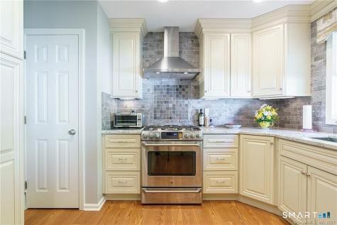 93 Thomas Street Hamden CT 06514