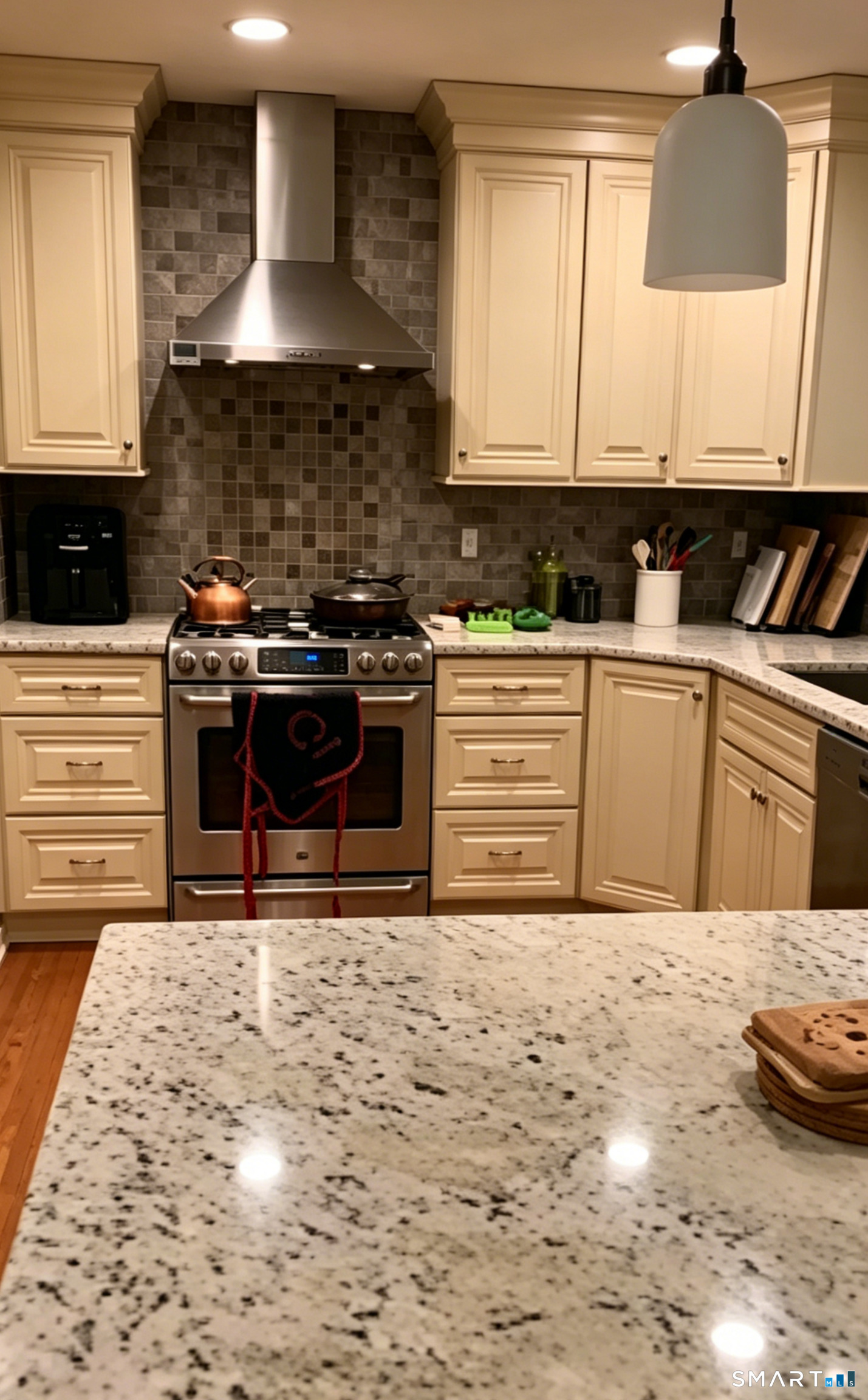 93 Thomas Street Hamden CT 06514
