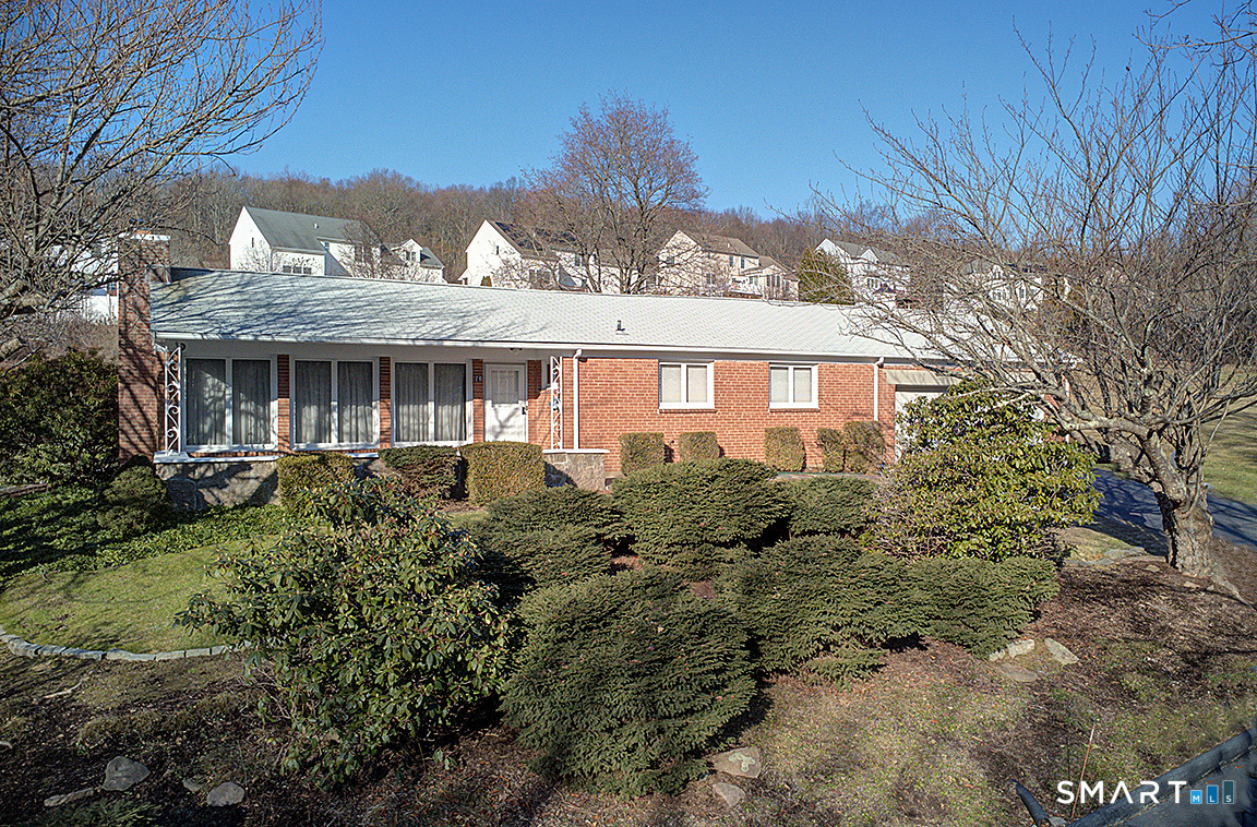 76 Gaylord Mountain Road Hamden CT 06518