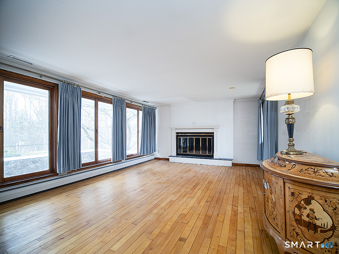 76 Gaylord Mountain Road Hamden CT 06518