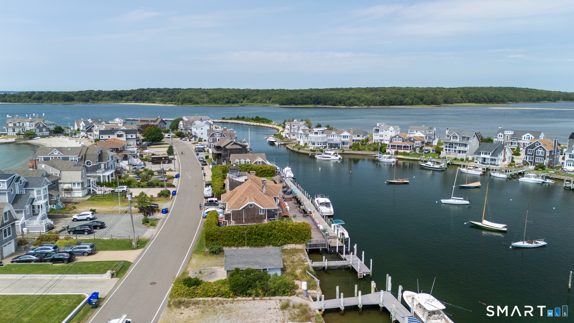 338 West Shore Avenue Groton CT 06340