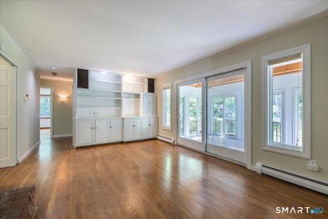 4 Twist Hill Road Newtown CT 06470