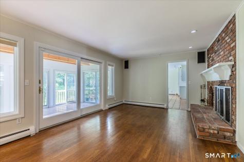 4 Twist Hill Road Newtown CT 06470