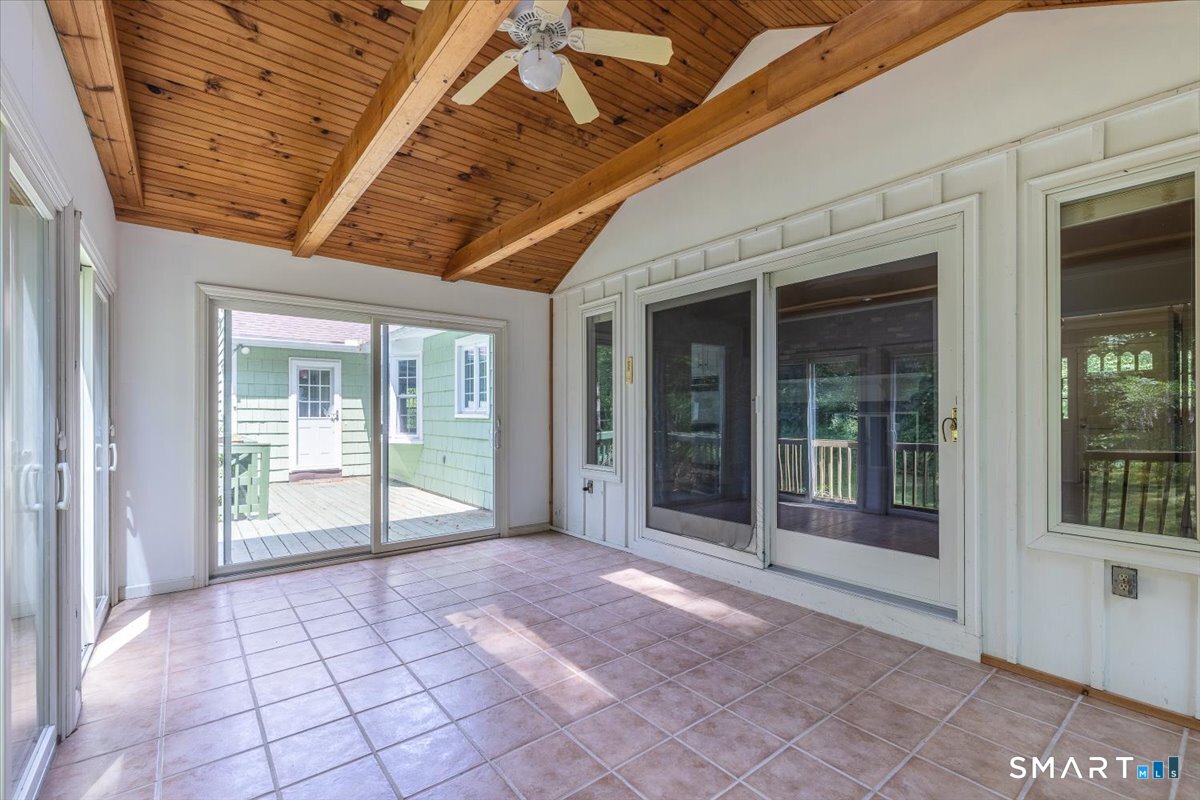 4 Twist Hill Road Newtown CT 06470