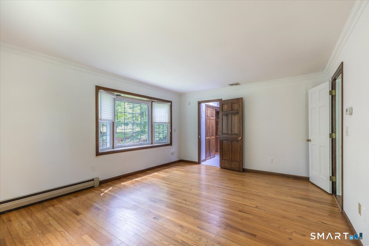 4 Twist Hill Road Newtown CT 06470