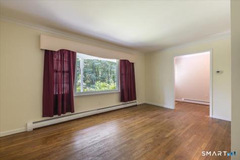 4 Twist Hill Road Newtown CT 06470