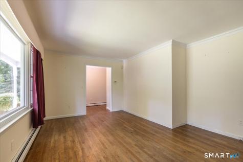 4 Twist Hill Road Newtown CT 06470