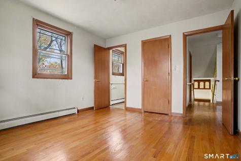 185 Evening Star Drive Naugatuck CT 06770