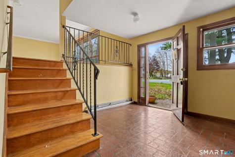 185 Evening Star Drive Naugatuck CT 06770