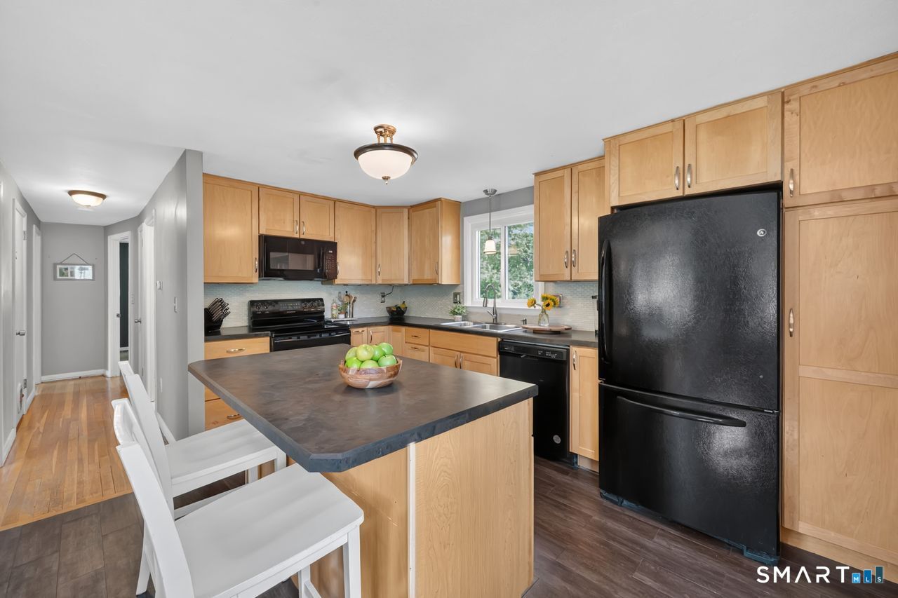 27 Russell Drive Vernon CT 06066