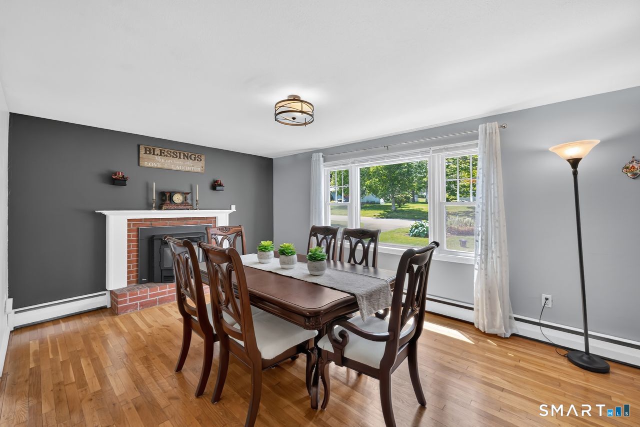 27 Russell Drive Vernon CT 06066