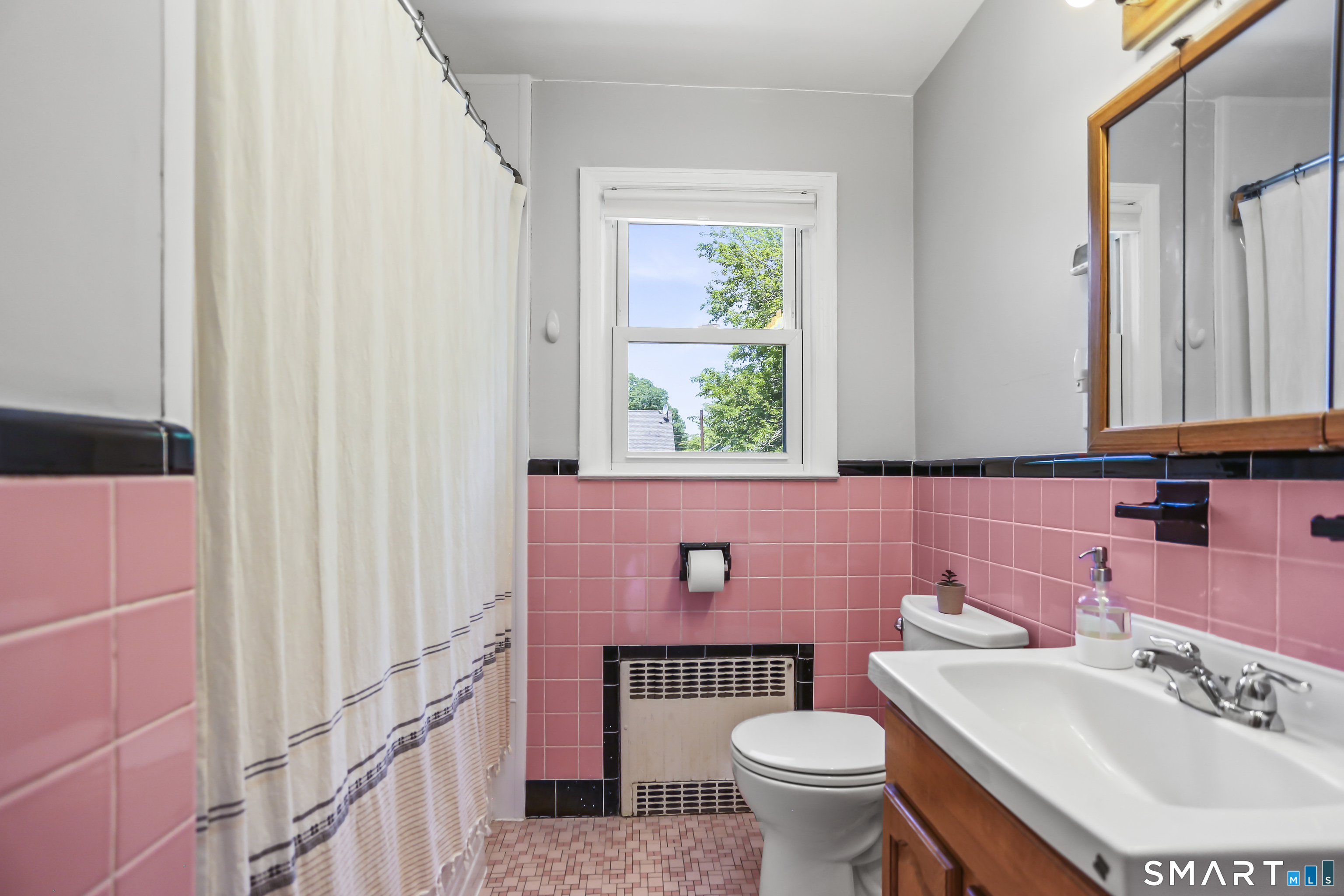 838 Ruth Street Bridgeport CT 06606