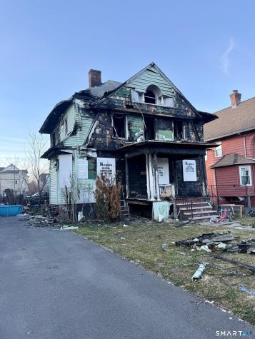 15 Shultas Place Hartford CT 06114