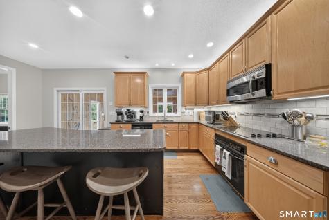 25 Winding Trail Cheshire CT 06410