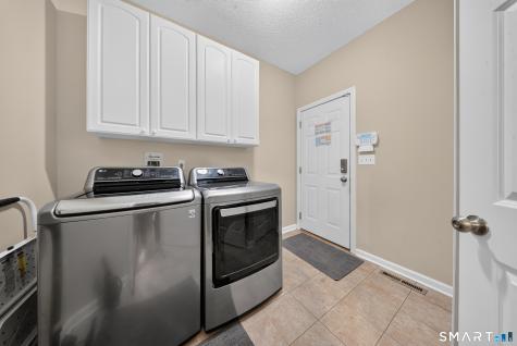 25 Winding Trail Cheshire CT 06410