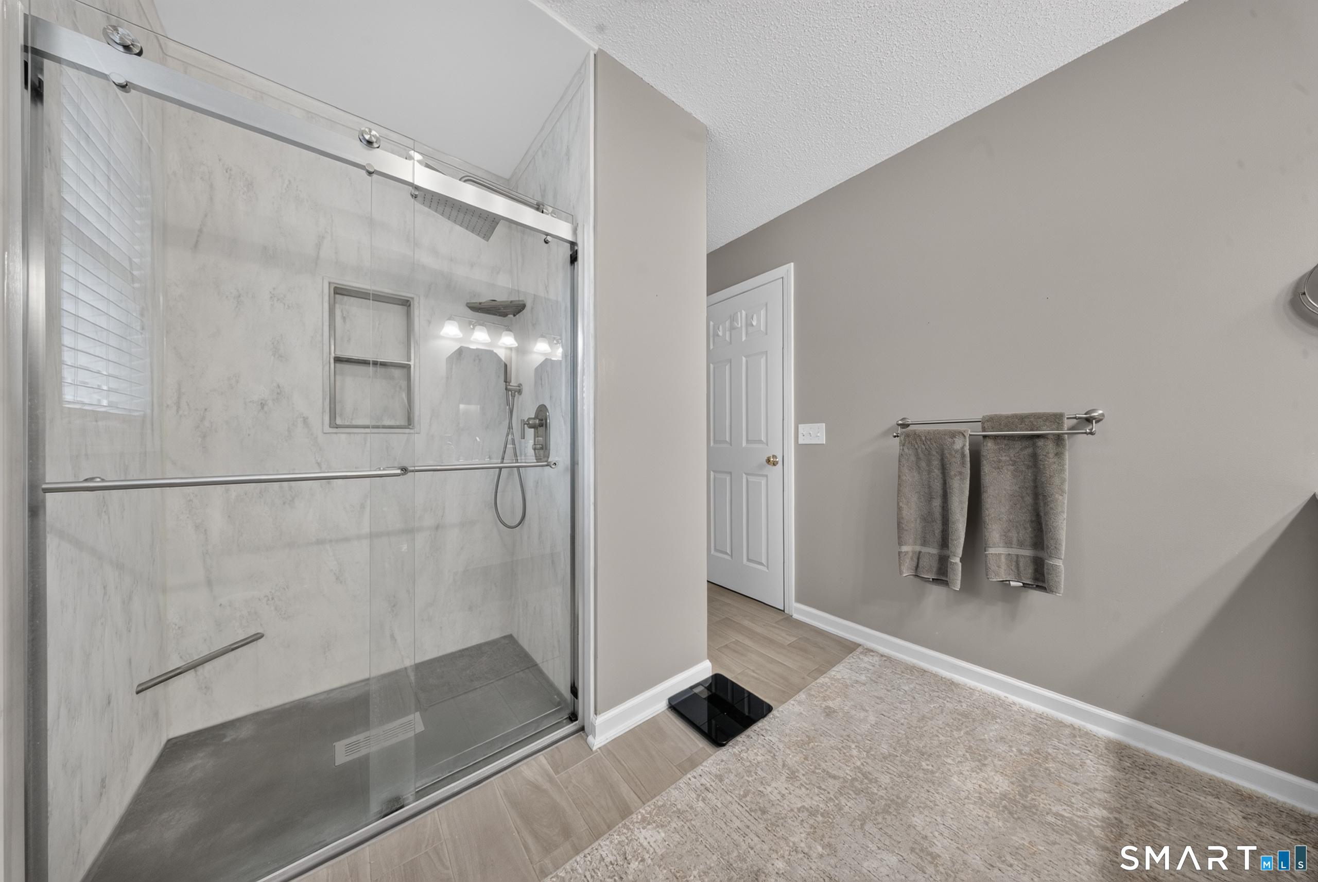 25 Winding Trail Cheshire CT 06410
